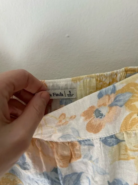 Abercrombie & Fitch Small Linen Blend Yellow & Blue Floral Tiered Maxi Dress - Picture 4 of 6